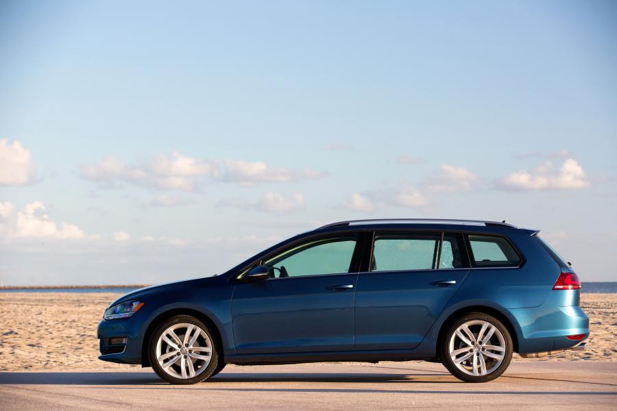  Volkswagen Golf SportWagen 2015 года  (US) (фото 24 из 25)